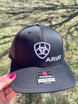 ARIAT BLACK AND WHITE HAT