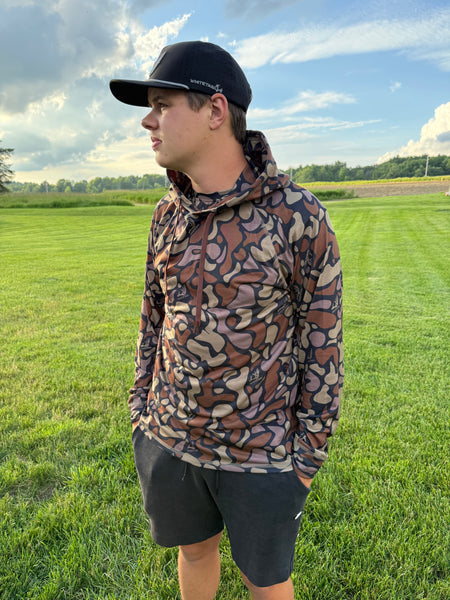 New !!! Whitetail Co. RUT Lightweight Hoodie  Dark Old Camo